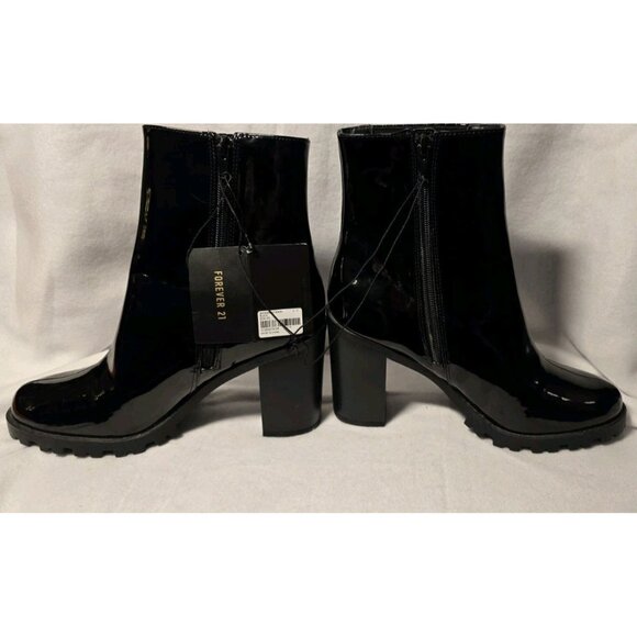 Forever 21 Boots Womens 7.5 Chunky Platform Lug Bootie Black Patent High Heel - Picture 4 of 10